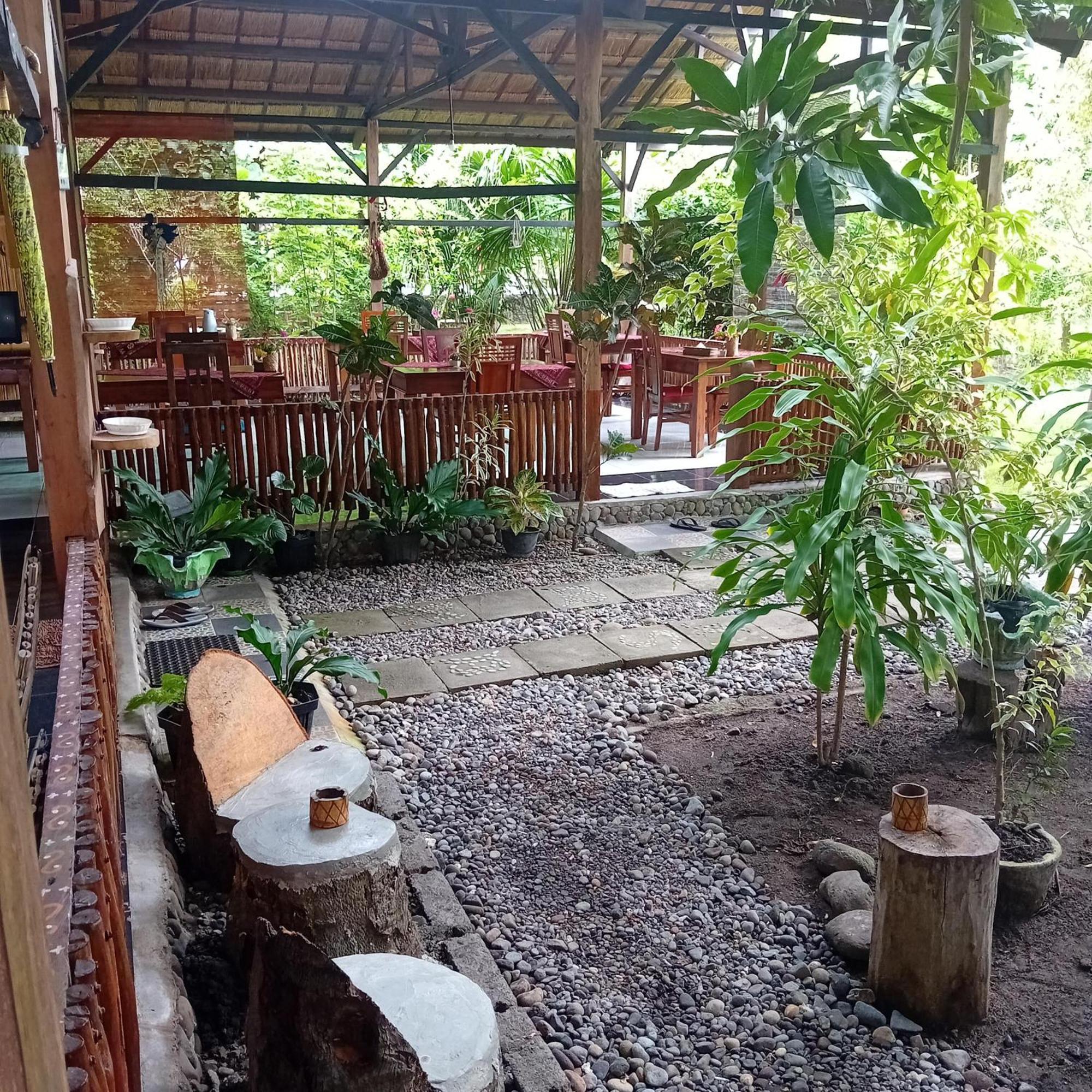 Budi Sun Resort Maumere Kültér fotó